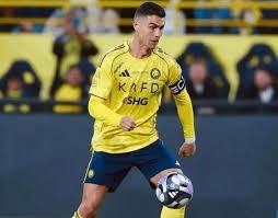 心系老东家，小罗社媒晒照祝贺弗拉门戈巴甲夺冠